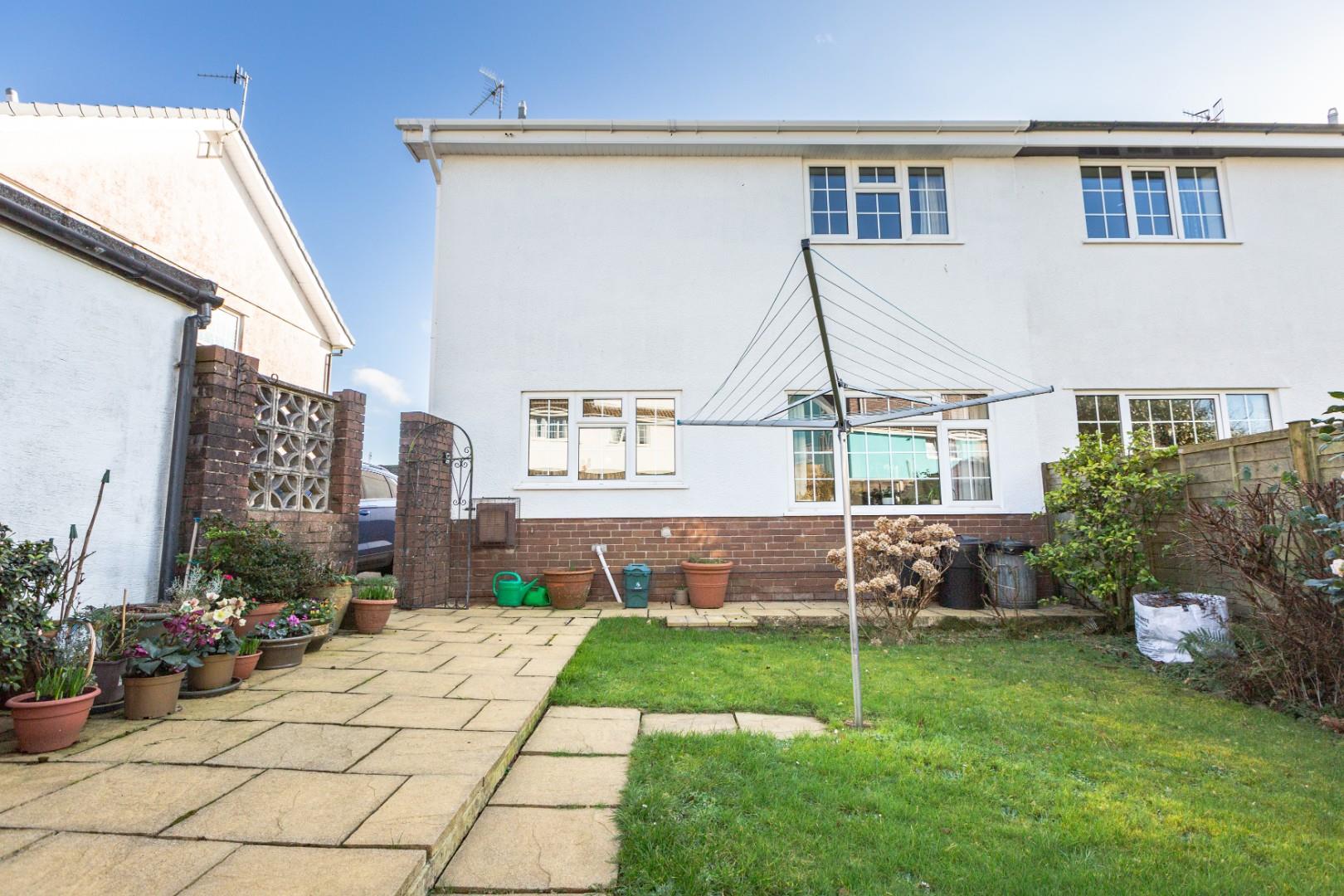 Eastlands Park, Bishopston, Swansea, SA3 3DG